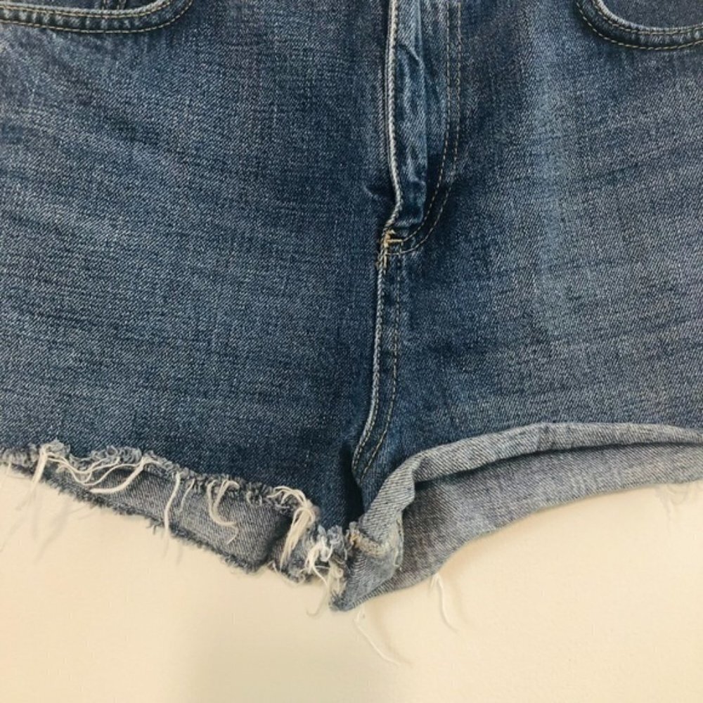 Topshop High Rise Moto Mom Raw/Fray Hem Denim/Jeans Cut Off Shorts-Size 6 - Picture 4 of 11